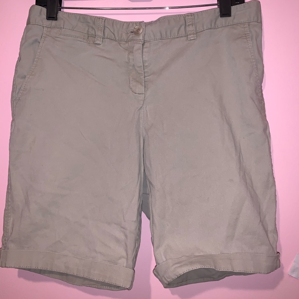 tan shorts ❤️